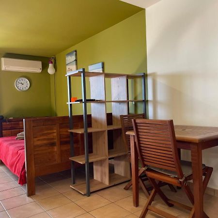 Immense Studio 51 Jusqu'A 4 Personnes Avec Vue Mer Saint-Denis Ngoại thất bức ảnh